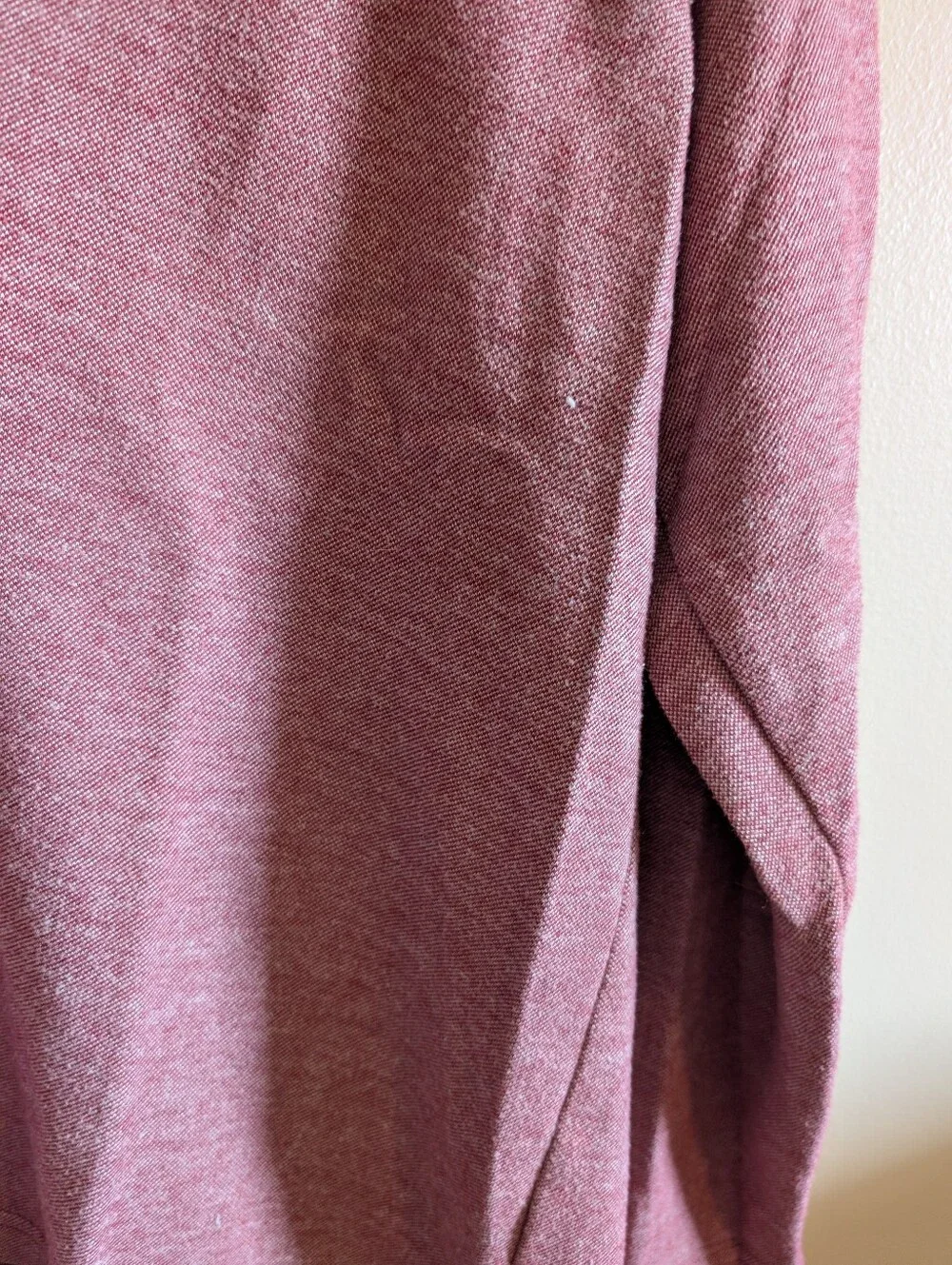 Izod Men's Heathered Rose Quarter-Zip Pullover Sweater